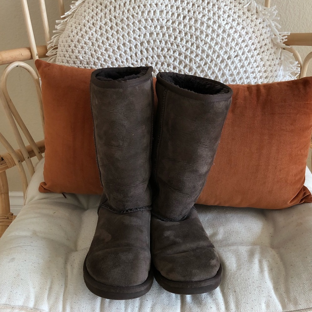 Brown Tall Ugg Boots